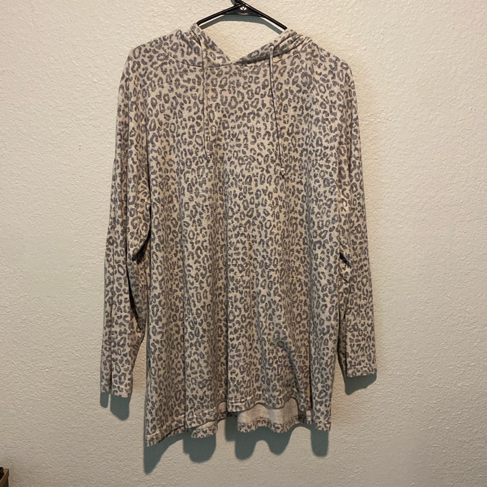 Lightweight Sweatshirt